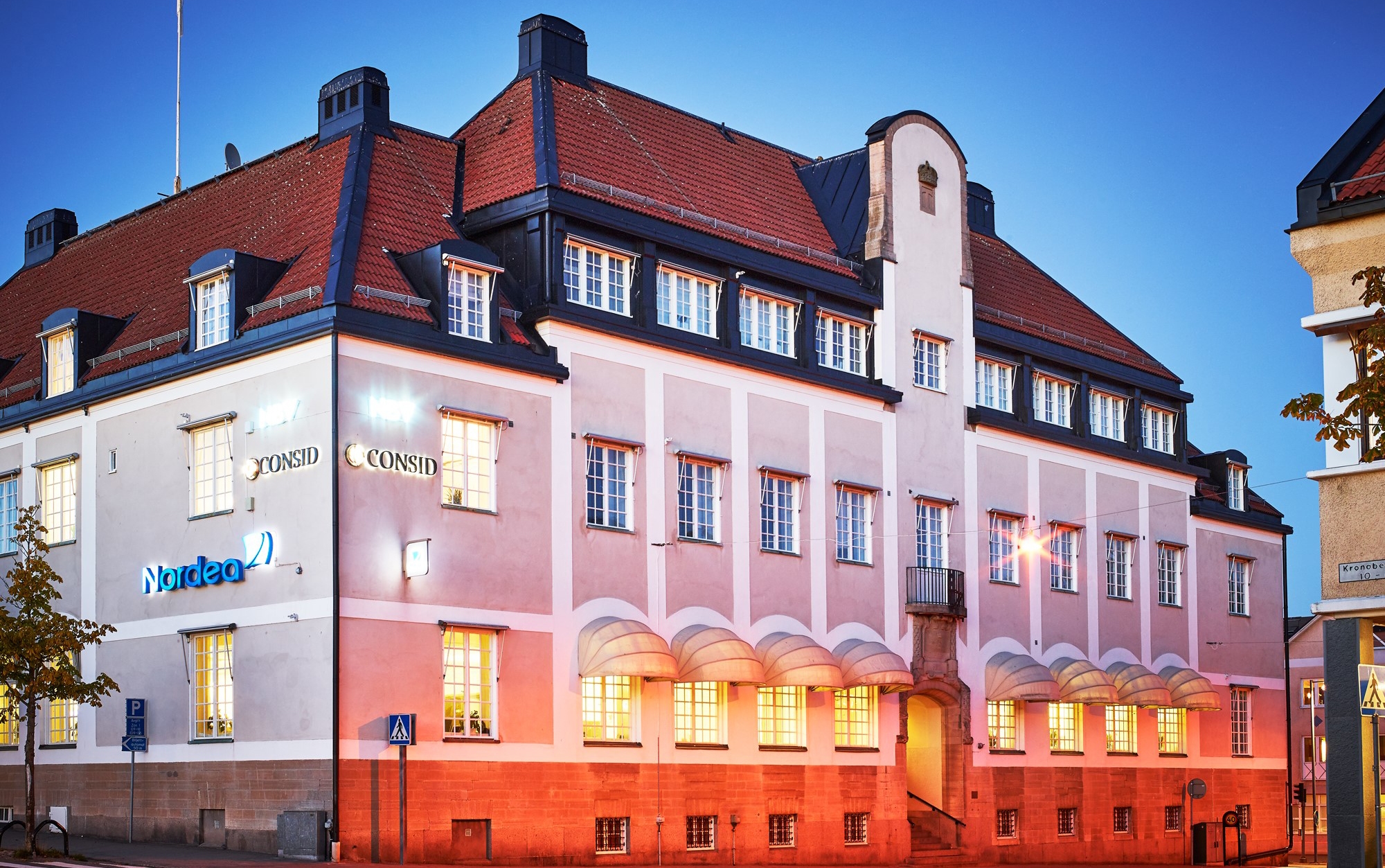 Facade of a Carlqvist Fastigheter commercial property